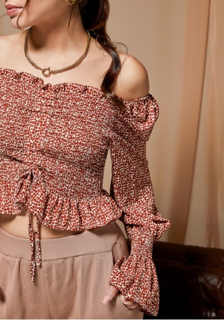 Top έξωμο floral